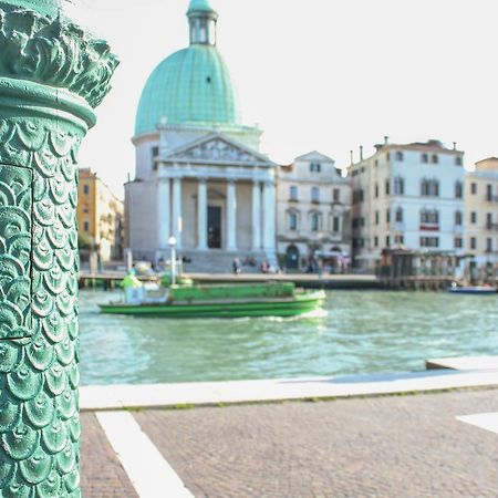 Centrale Mazzoni 15 Venesia Bagian luar foto